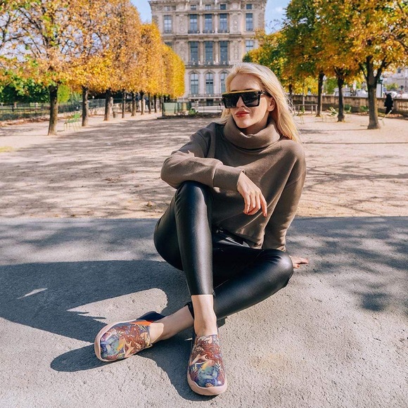 Size 9.5 NWT UIN Slip On Shoes PU Upper THE LITTLE MERMAID - Picture 6 of 7